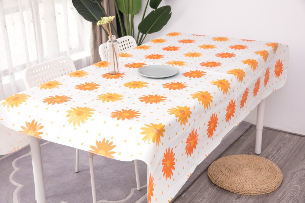 Peva With Flannel Tablecloth With Sewing