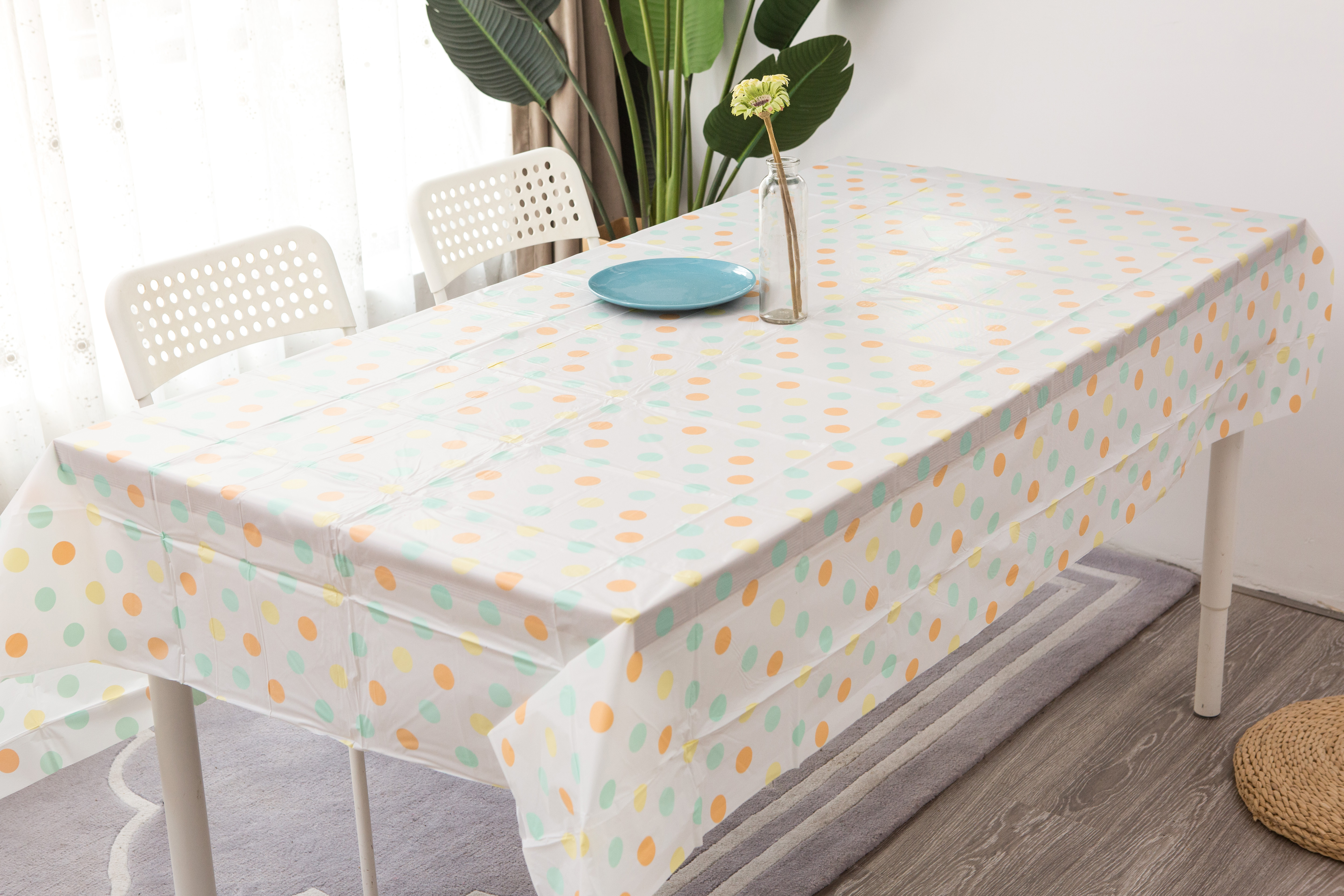 Dot Pattern Pe Table Cover for Party